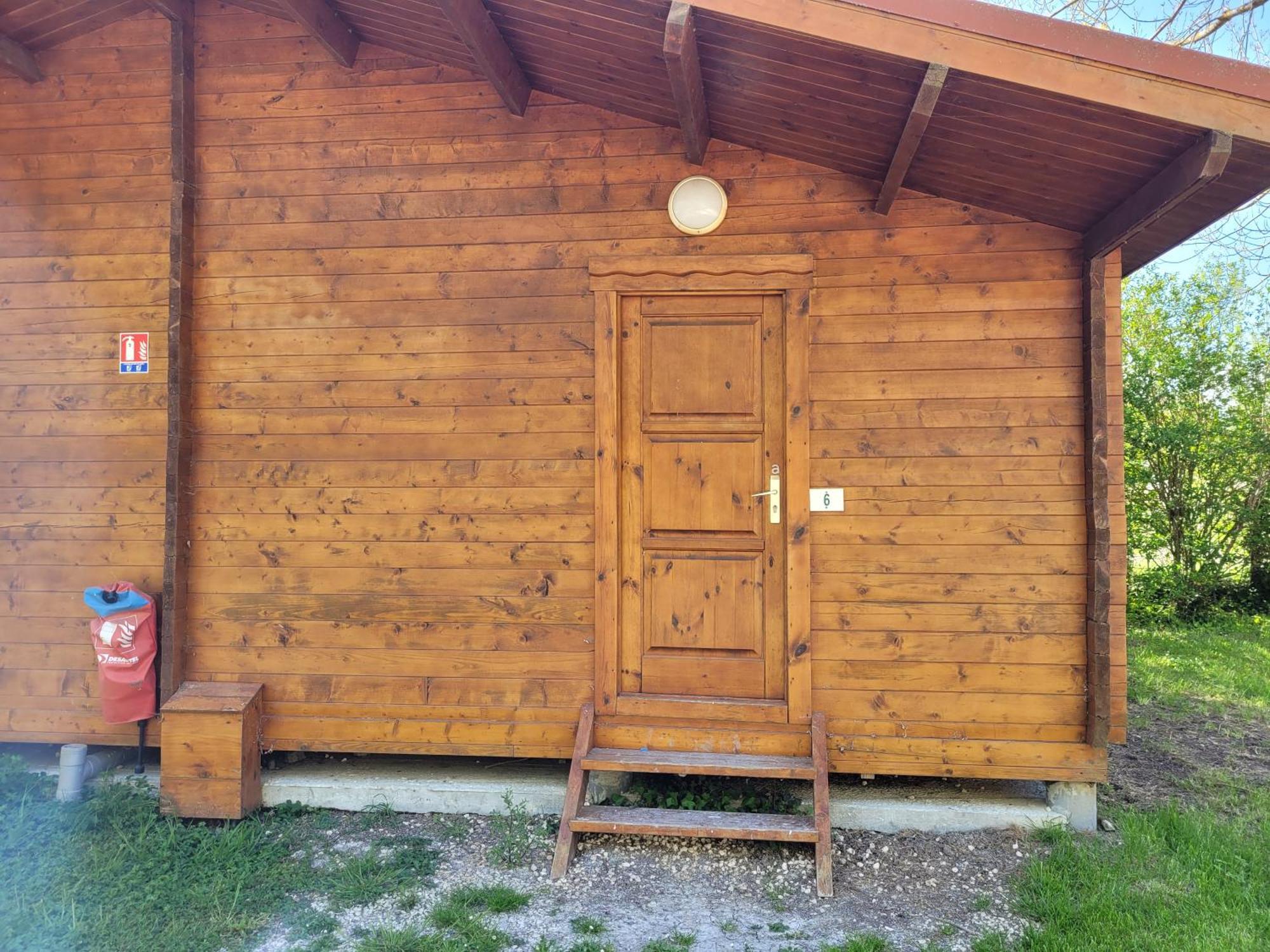 Camping Les 2 Salamandres Arces-sur-Gironde Exterior photo